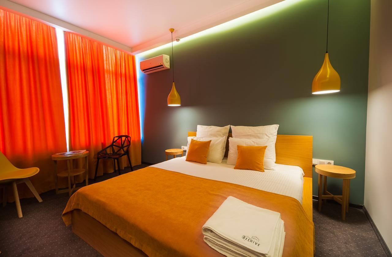 Beehive Hotel Odesa Exterior photo
