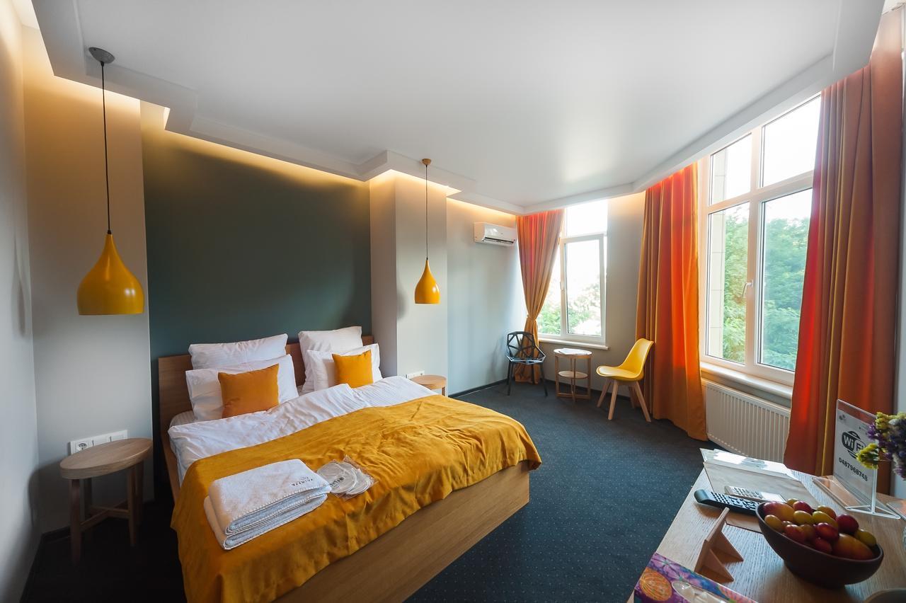 Beehive Hotel Odesa Exterior photo