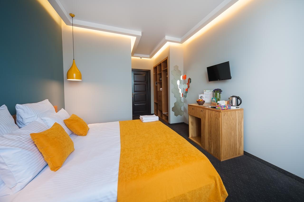 Beehive Hotel Odesa Exterior photo