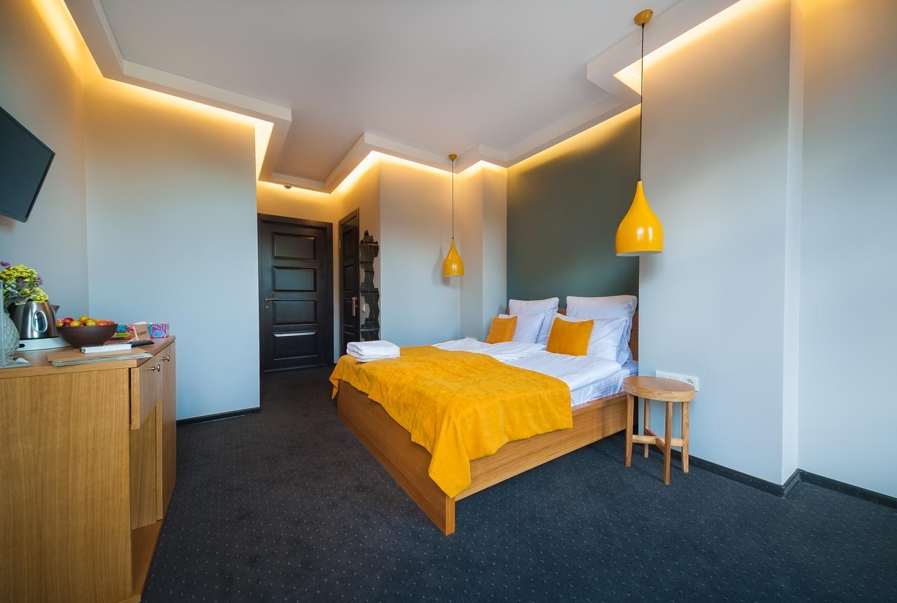 Beehive Hotel Odesa Exterior photo