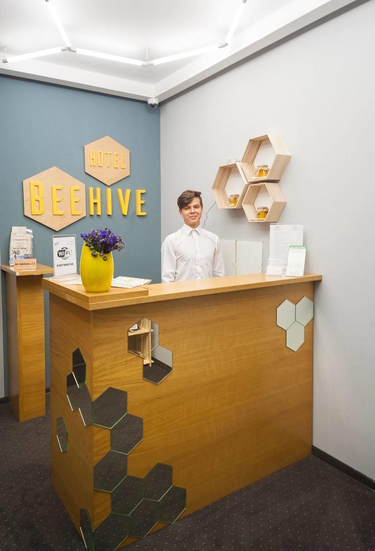 Beehive Hotel Odesa Exterior photo
