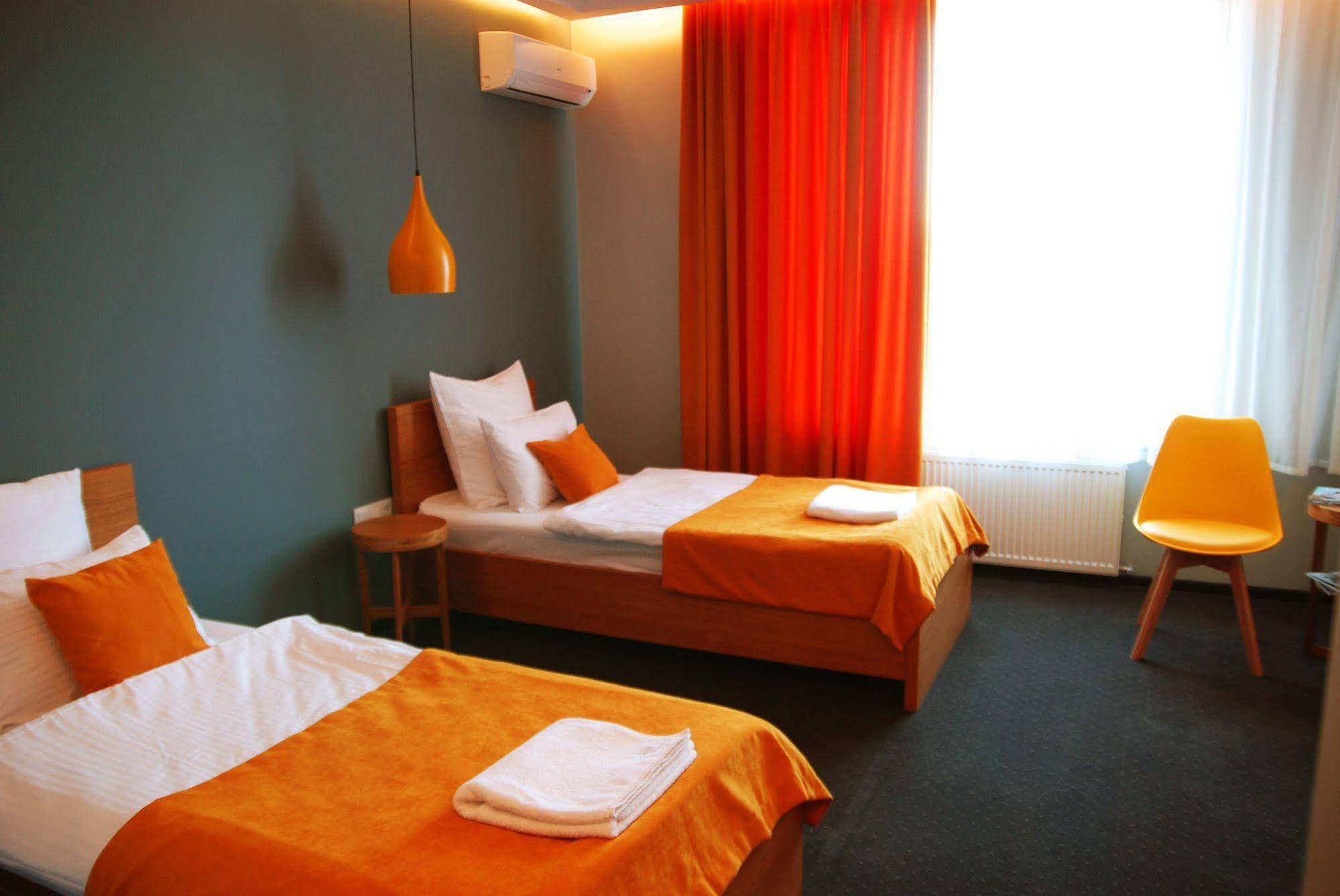 Beehive Hotel Odesa Exterior photo