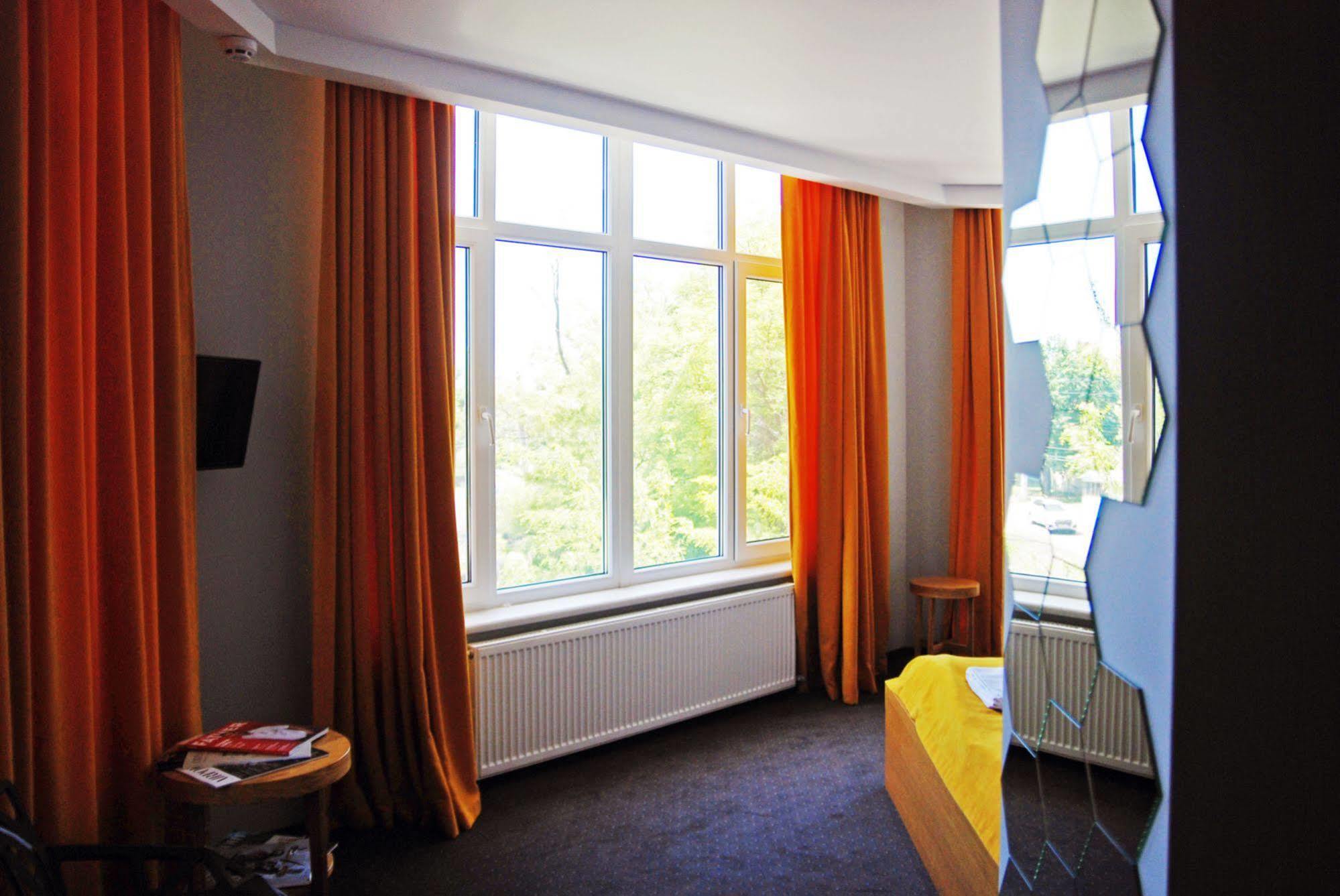 Beehive Hotel Odesa Exterior photo